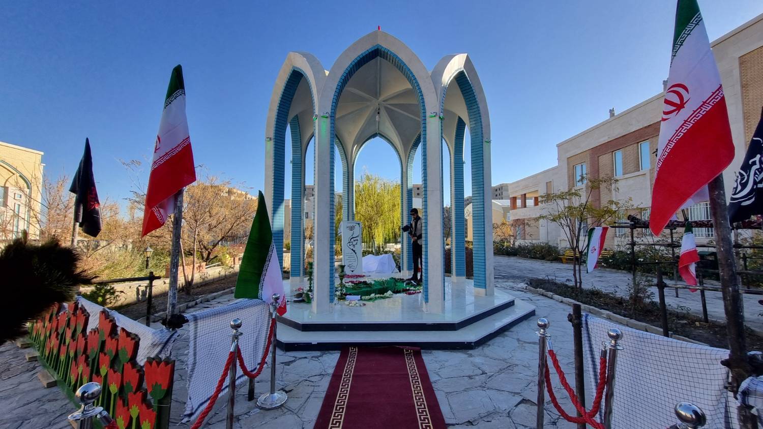 برگزاری مراسم تشییع و تدفین پیکر مطهر شهید گمنام در گلبهار