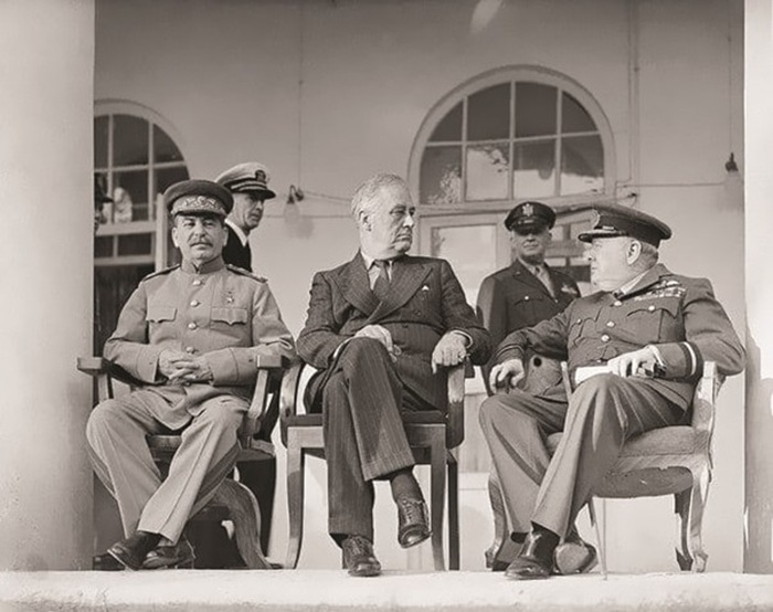 تهران حاضر، ایران غایب؛ روایتی کوتاه از کنفرانس تهران