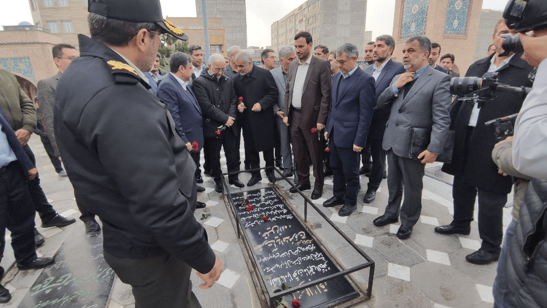 وزیر کشور وارد اردبیل شد