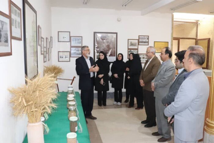 صیانت از امنیت غذایی کشور با کمک مراکز تحقیقات کشاورزی صیانت از امنیت غذایی کشور با کمک مراکز تحقیقات کشاورزی