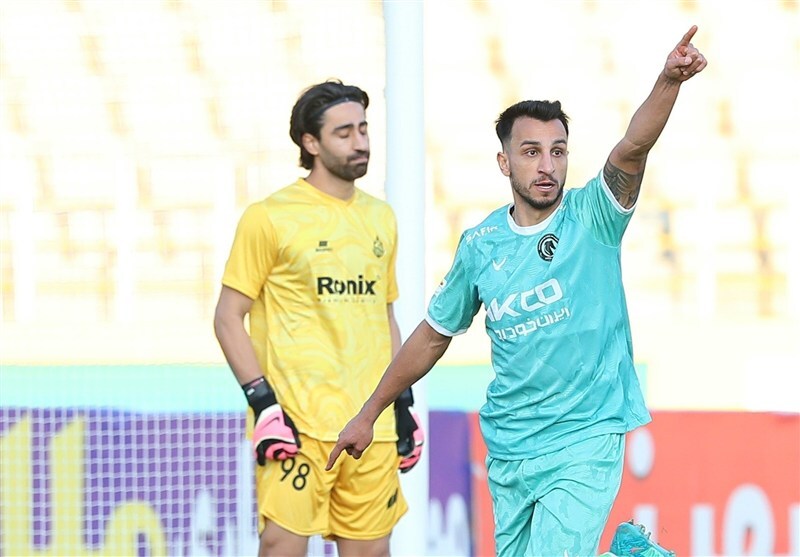 لیگ برتر فوتبال؛ پیروزی پیکان مقابل ملوان بندر انزلی لیگ برتر فوتبال؛ پیروزی پیکان مقابل ملوان بندر انزلی