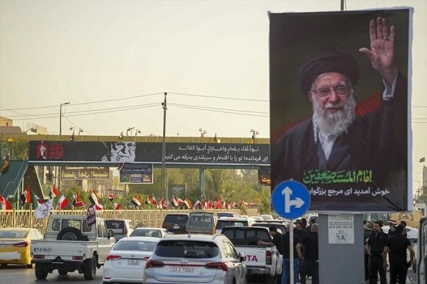 حضور هیئتهای بینالمللی در مراسم تشییع رهبر شهید در نجف* حضور هیئتهای بینالمللی در مراسم تشییع رهبر شهید در نجف*
